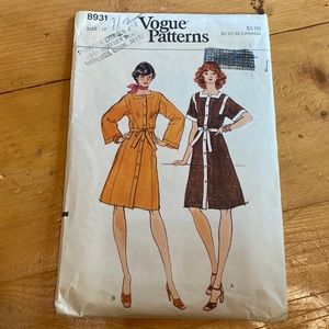 Vintage Vogue Very Easy Very vogue
Sewing pattern 8931 size 12